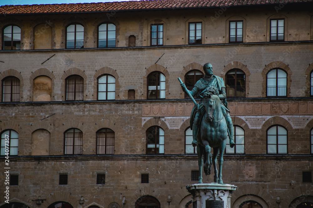 Obraz premium Statue of Cosimo I de Medici