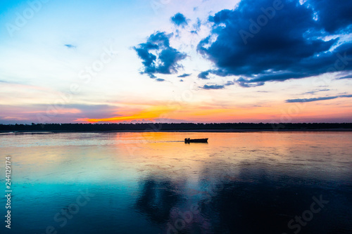 Fényképezés Sunset over the Mekong Delta, Kratie, Cambodia