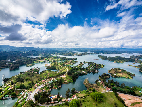 Obraz na płótnie Amazing view of Guatape lake from Piedra El Penol, Colombia w salonie