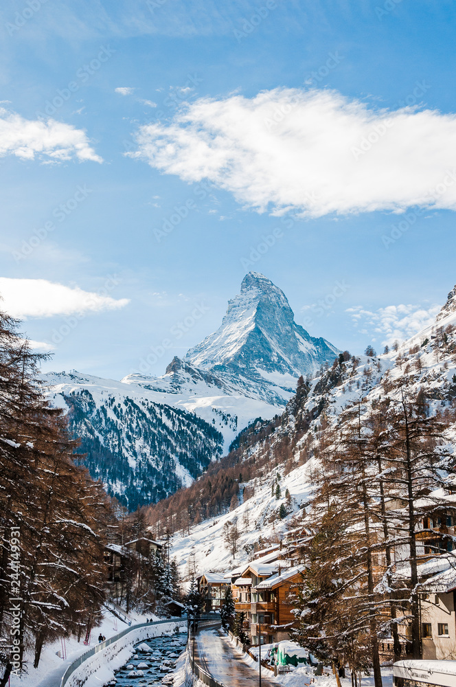 Zermatt, Matterhorn, Dorf, Wallis, Mattervispa, Fluss, Mattertal, Alpen, Winter, Wintersport, Schweiz