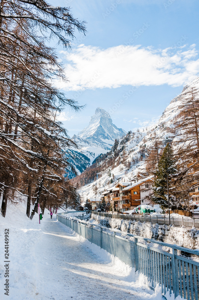 Zermatt, Matterhorn, Dorf, Wallis, Mattervispa, Fluss, Mattertal, Alpen, Winter, Wintersport, Schweiz