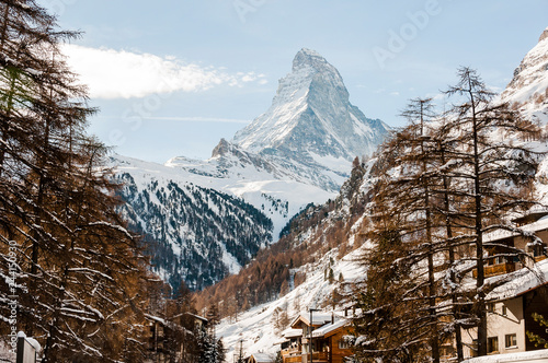 Zermatt, Matterhorn, Furi, Zmutt, Trockener Steg, Wallis, Walliser Dorf, Alpen, Walliser Berge, Wintersport, Schweiz photo