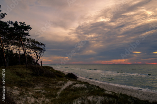 Lichtstimmung am Abend am Darßer Weststrand, Nationalpark Vorpommersche Boddenlandschaft, Mecklenburg Vorpommern, Deutschland photo