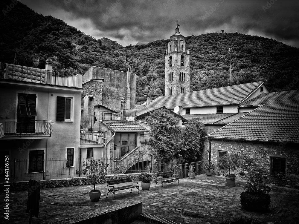 Borgo medievale di Zuccarello (Savona, Liguria)