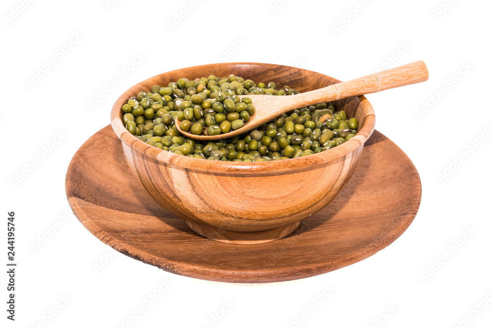 Green beans in bowl on white backgrounds Green beans in bowl on white backgrounds