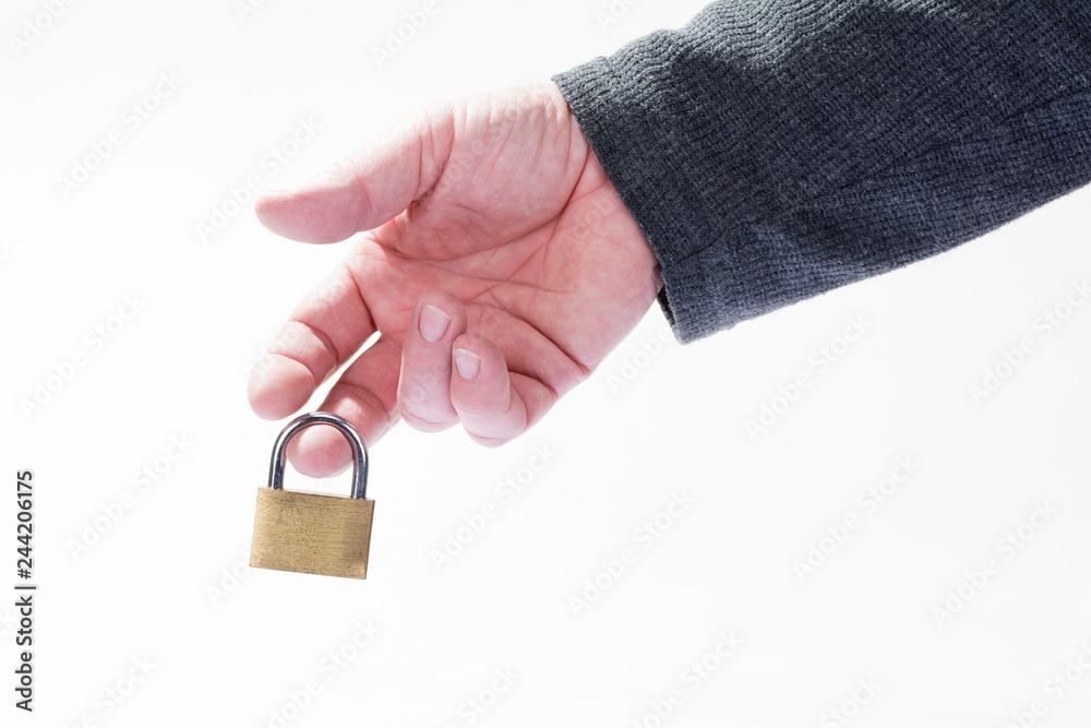 Obraz premium Hand hält Vorhängeschloss