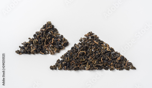 taiwan oolong tea with mountain shape by dry bud