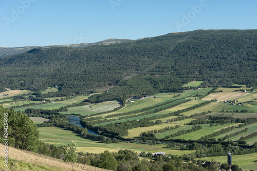 Felder und Wiesen im Romsdalen © Cezanne-Fotografie