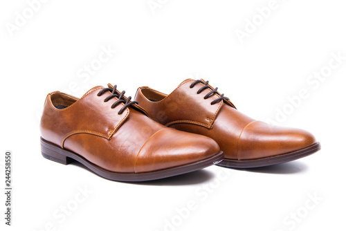 Brown buty odizolowywający na białym tle