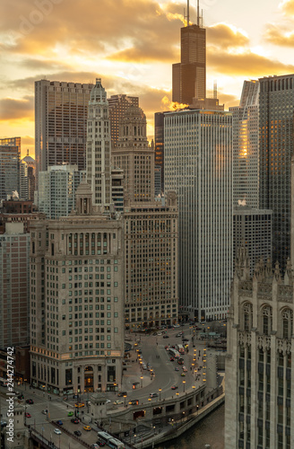 Chicago downtown buildings skyline evening sunset © blvdone
