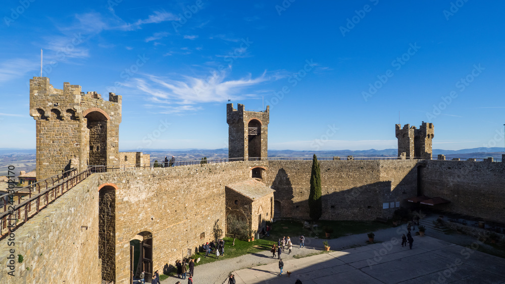 Obraz premium Interior of the Fortress of Montalcino