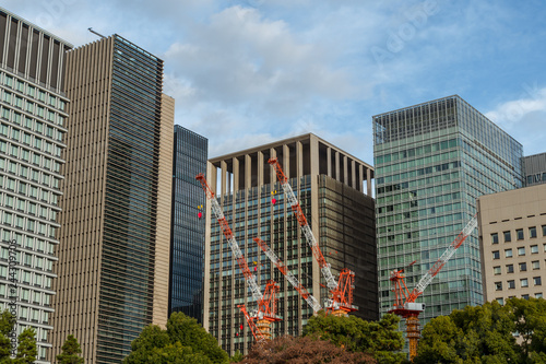 冬の東京大手町 高層ビル群と青空２