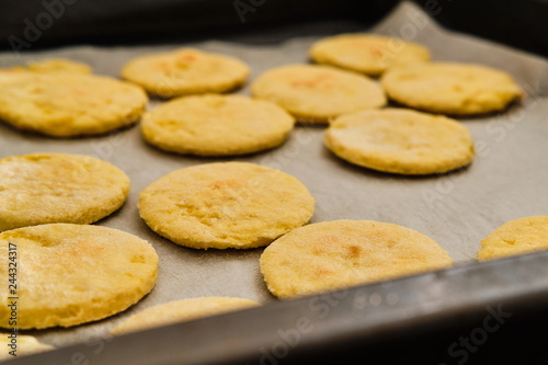 Cooked flat cakes