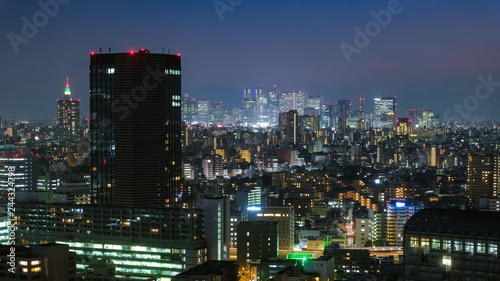 東京 文京シビックセンター 展望ラウンジからの夜景（新宿方面）