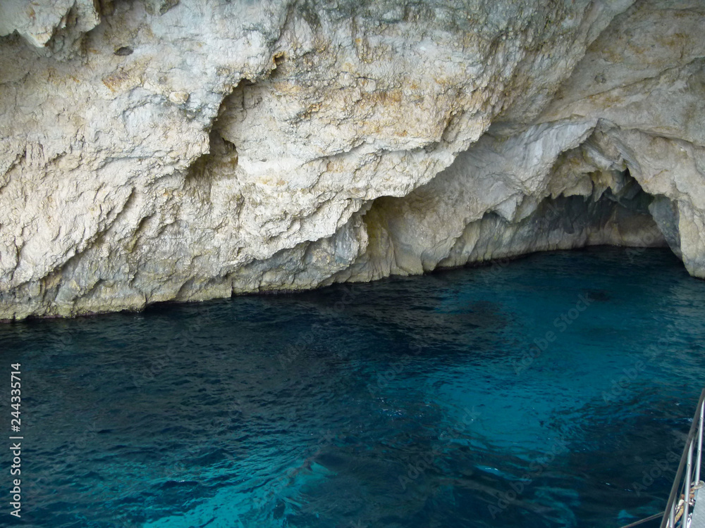 Grotte ile de Paxos en Grèce