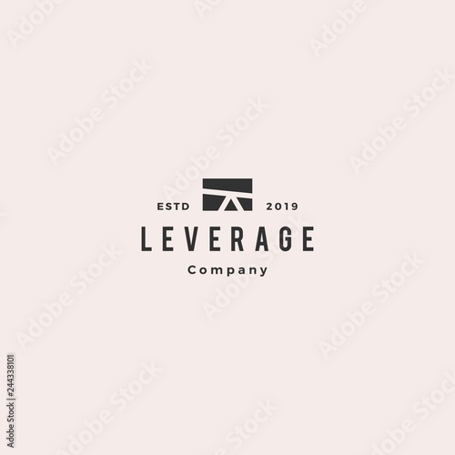 leverage logo hipster vintage retro vector icon
