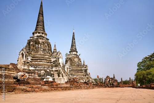 The Wat Mongkol Bophit is a Buddhist temple located in Ayutthaya  Thailand. This place also be one of ayutthaya historical park.