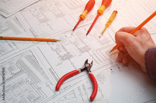 Obraz na plátně engineering drawing of the scheme of automatic heat supply in rooms with male ri