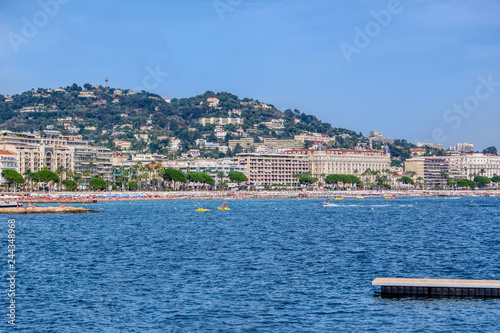 Obraz na płótnie Public beach at the end of the Promenade de la Croisette, Cote dAzur, French, Riviera, South of France, Europe w salonie
