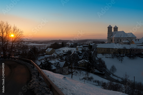 Sonnenaufgang Weizbergkirche