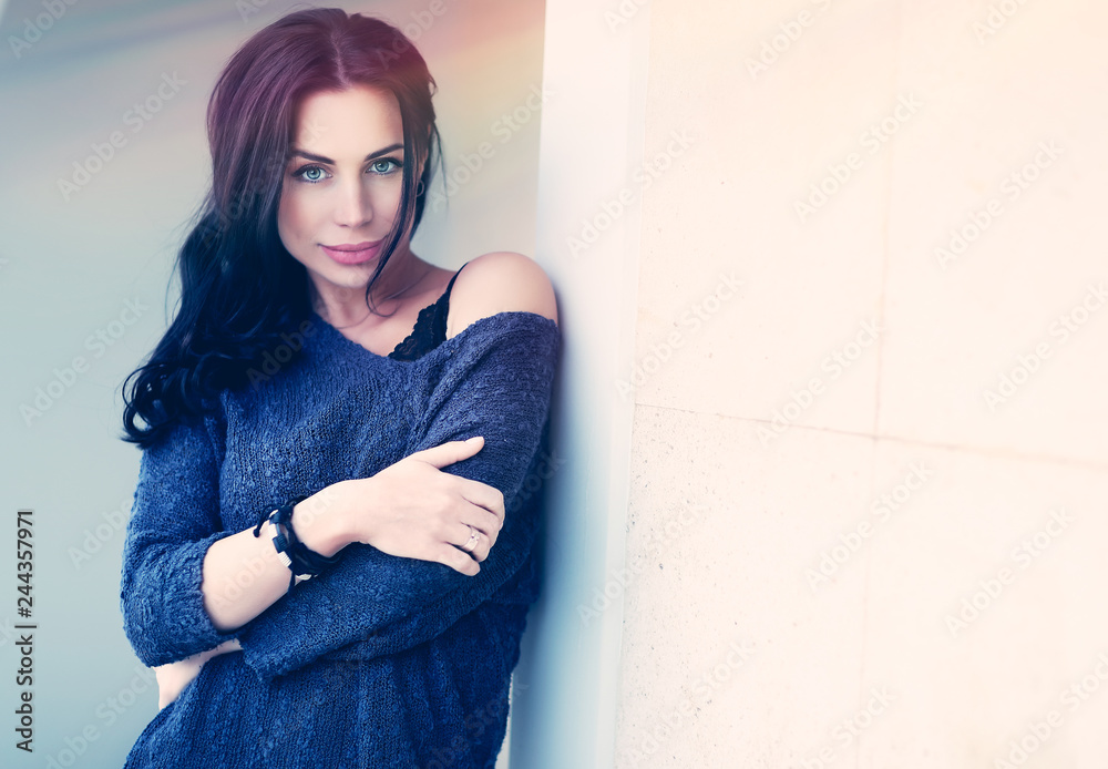 Beautiful young woman Beautiful young woman