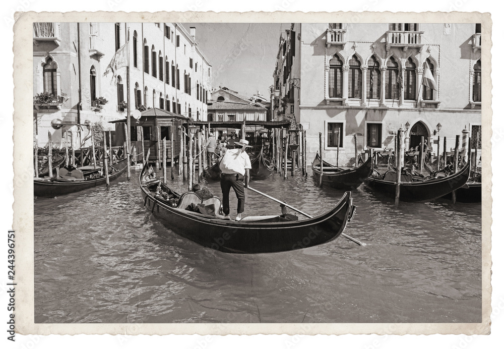 Naklejka premium Stara rocznik Monochromatyczna fotografia w Wenecja Włochy