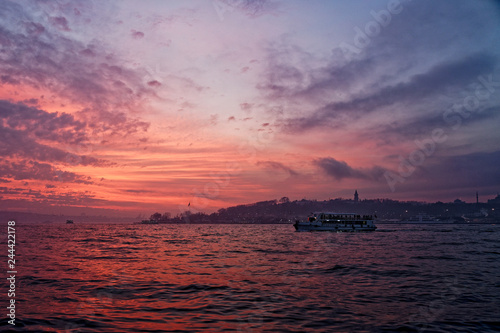イスタンブールの朝焼け © 昇治 戸田