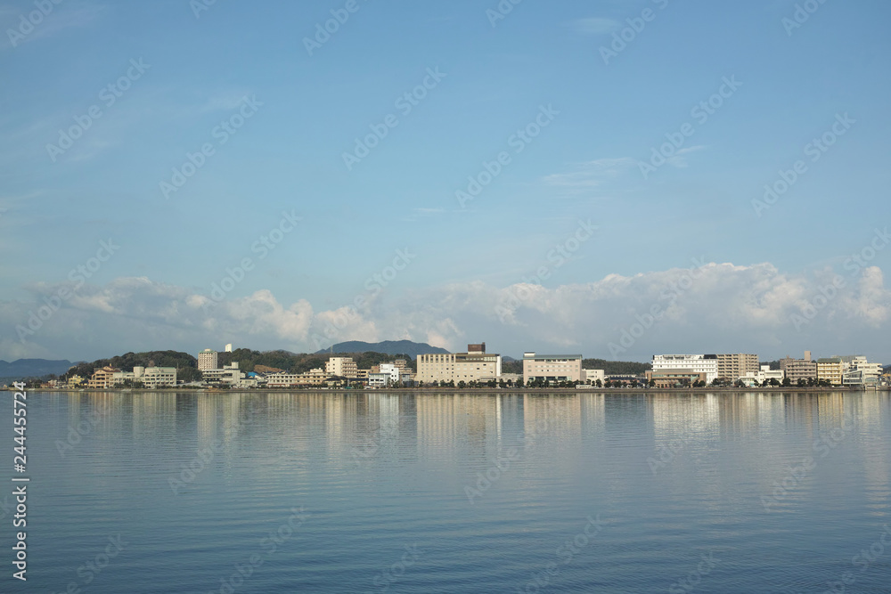宍道湖と松江市街地