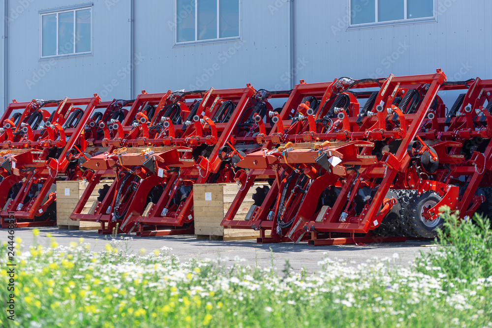 Trailed agricultural equipment. Products of the plant for the production of agricultural machinery