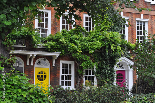 Londra - Architettura tipica - porte colorate