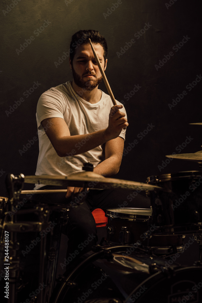 Fototapeta premium professional drummer