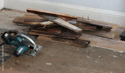 Replacing floorboards