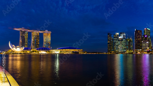 SINGAPORE - APRIL 15: Singapore city skyline and Marina Bay on April 15, 2016 in Singapore