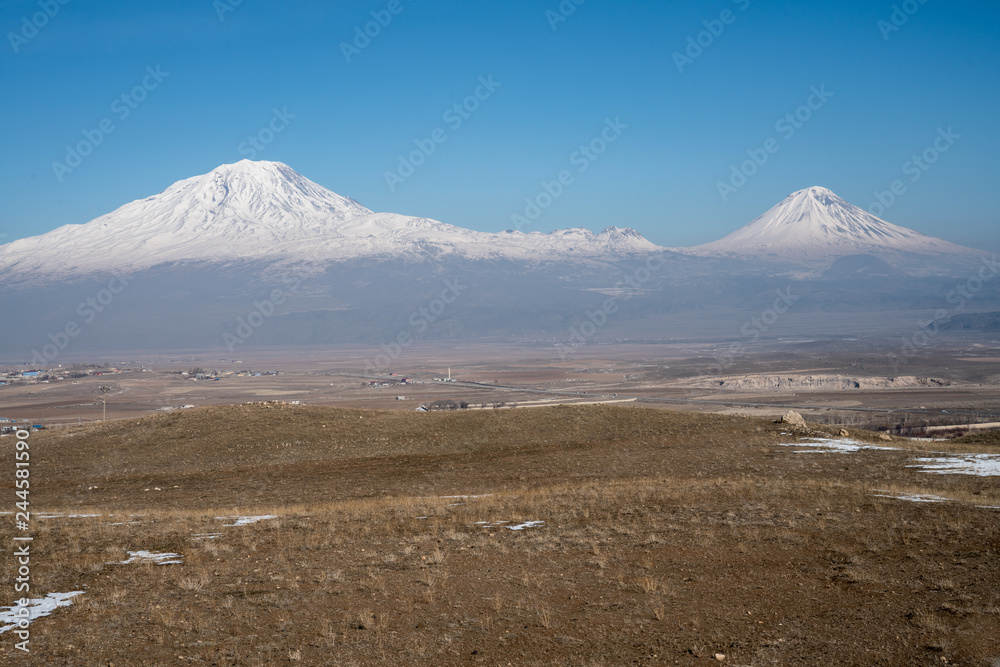 Fototapeta premium Ararat mountains