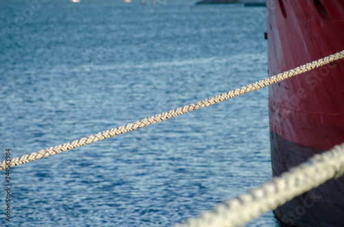 Rope in The Sea © Hasilyus