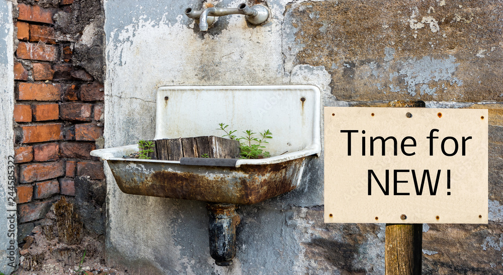 Time for New! Altes Waschbecken Time for New! Altes Waschbecken