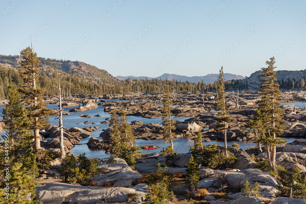 Obraz premium Remote Mountain Lake