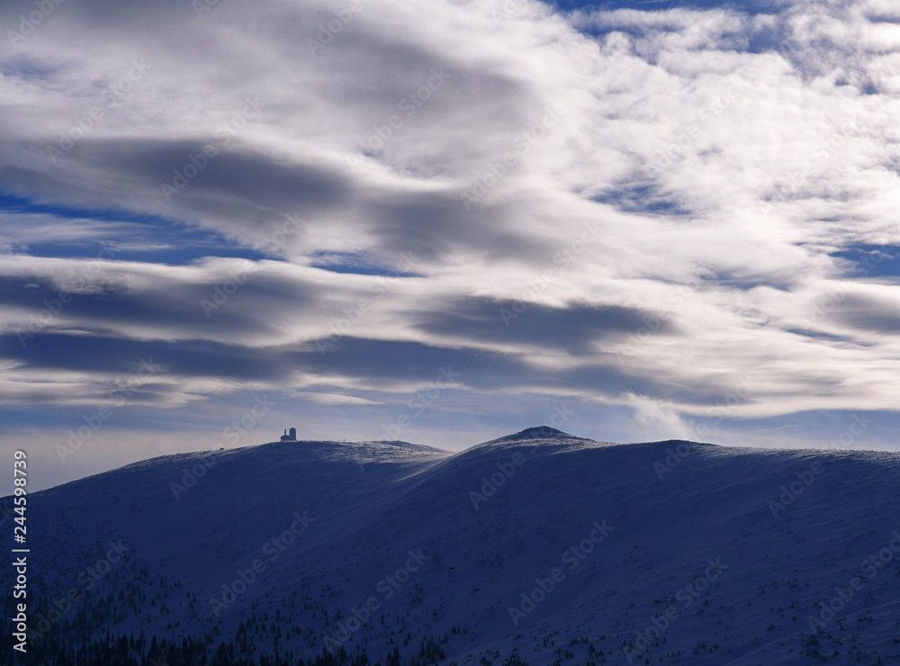 Obraz premium view from Szrenica mountain, Karkonosze mountains, Poland