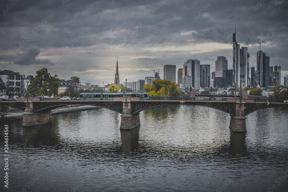 Obraz premium Frankfurt am Main, Skyline