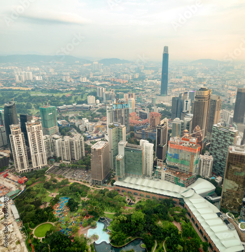 Canvas Print Elevated view looking across Kuala Lumpur on a hazy afternoon