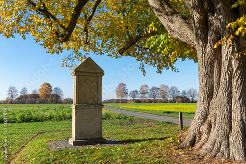 Bildstock an der Dicken Linde photo