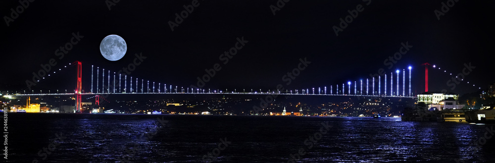 İstanbul bosphorus bridge , fullmoon and city night