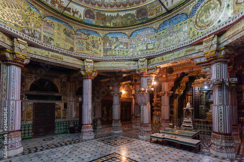 Fotografia Temple interior in Bikaner, India