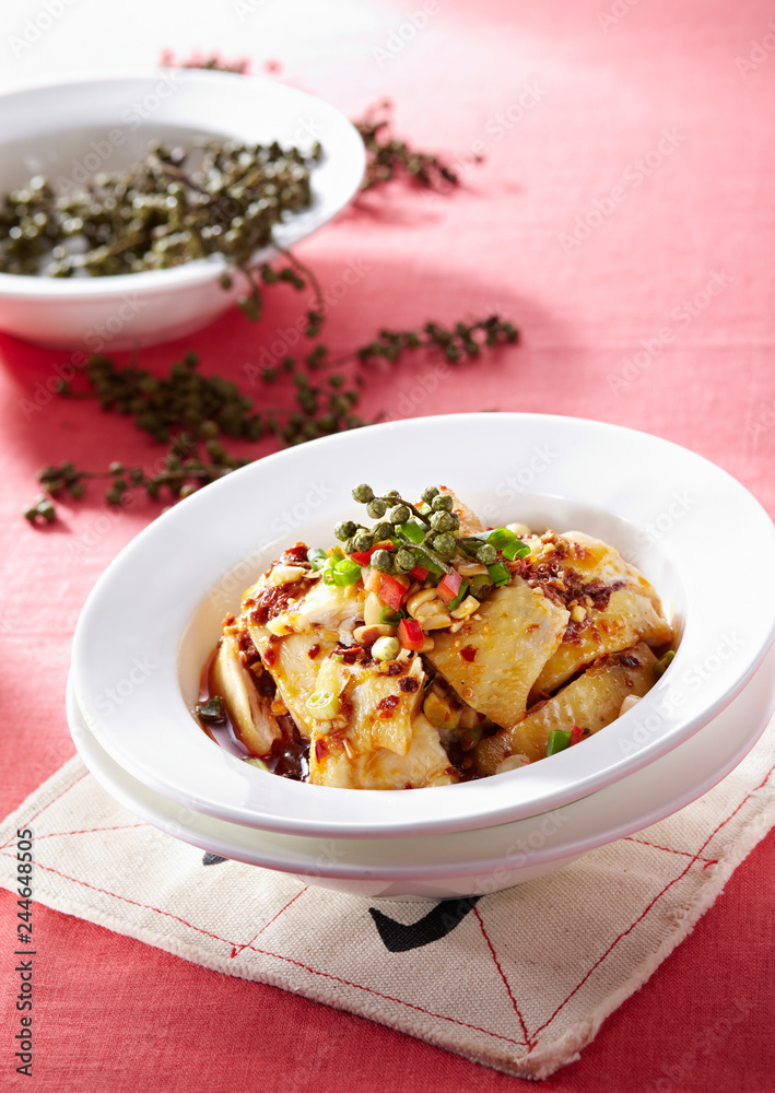 Delicious Chinese food, saliva chicken
Delicious Chinese food, saliva chicken