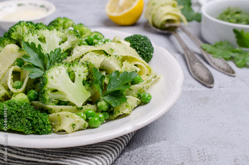Traditional Italian pasta with green vegetables Traditional Italian pasta with green vegetables