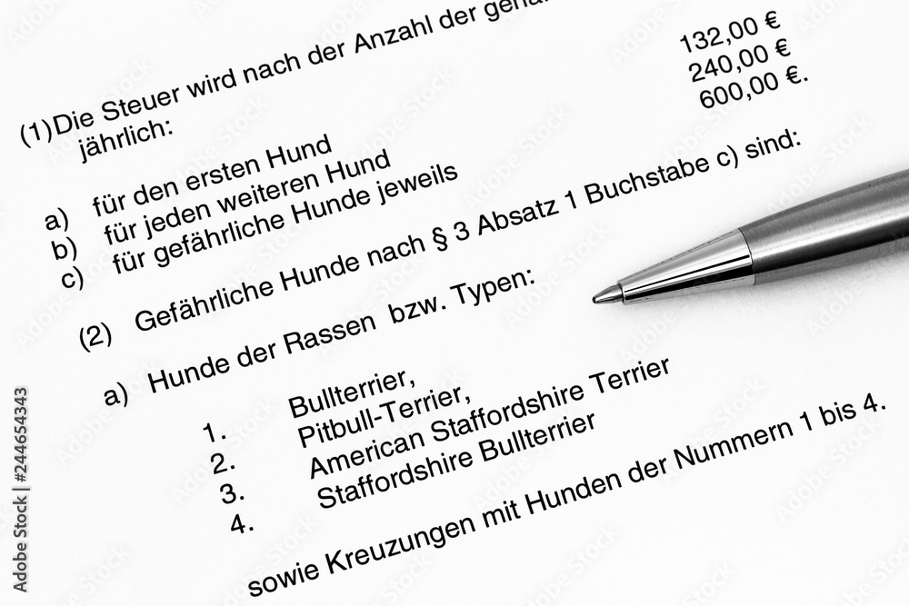 Fototapeta premium Kampfhundesteuer