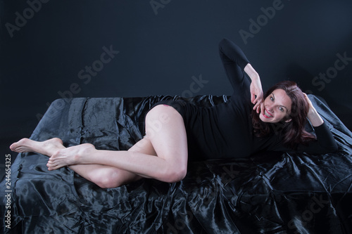 Obraz na plátne femme sexy en jupe noire