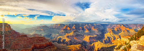 Принти на полотні Amazing natural geological formation - Grand Canyon in Arizona, Southern Rim