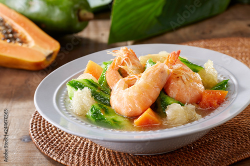 Delicious Chinese cuisine, fresh shrimp and Luffa soup

