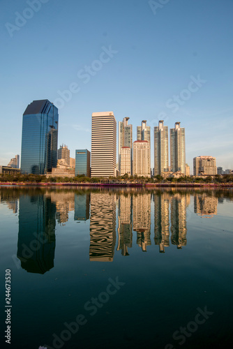 THAILAND BANGKOK RATCHADA LAKE SKYLINE